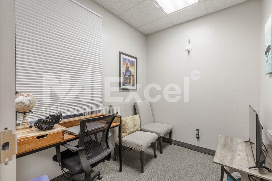 More Photos Of 1664 S Dixie Dr, St George Office For Sale