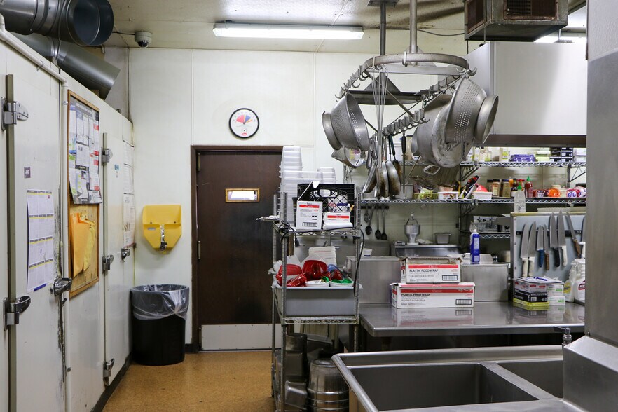 More Photos Of 710 S Columbia Ave, Connell Restaurant For Sale