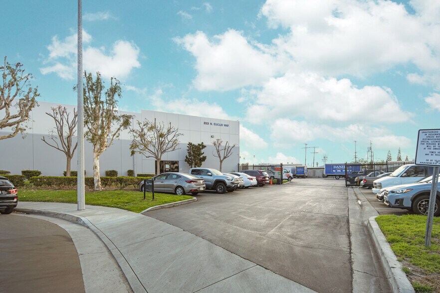 More Photos Of 333 N Euclid Way, Anaheim Food Processing For Lease