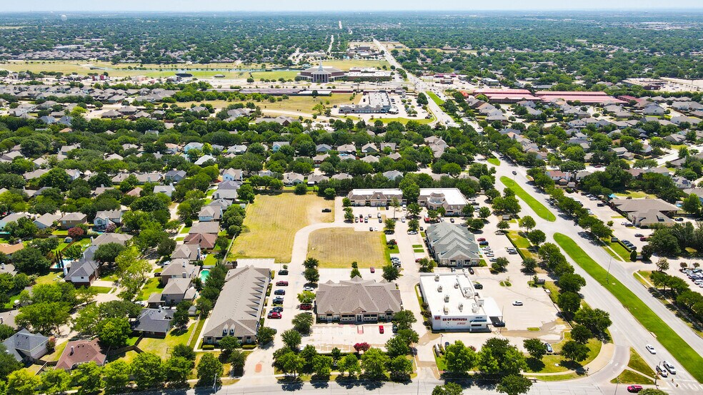 More Photos Of 5407 Basswood Blvd, Fort Worth Medical For Lease