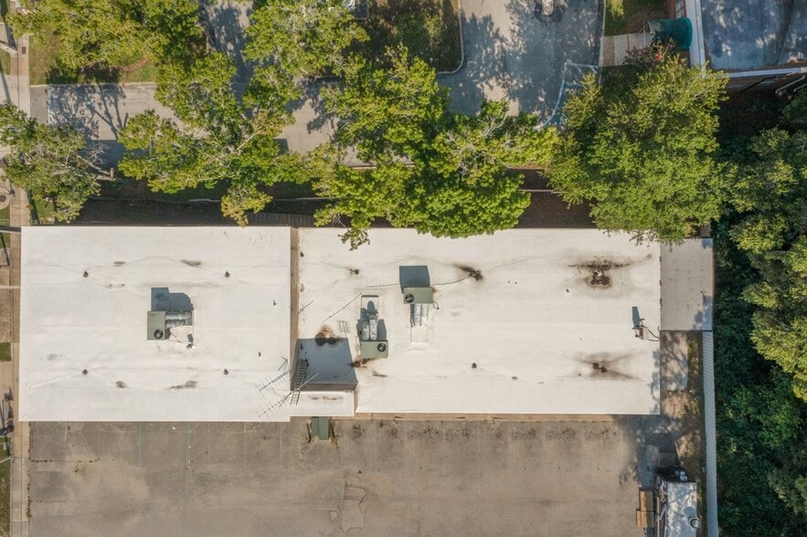 More Photos Of 6701 Beach Blvd, Jacksonville Freestanding For Lease