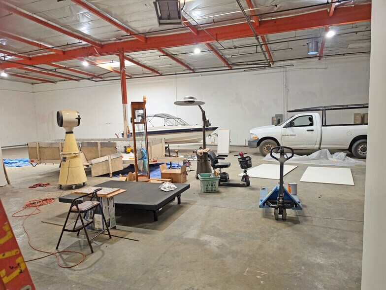 More Photos Of 4960 E Yale Ave, Fresno Warehouse For Sale