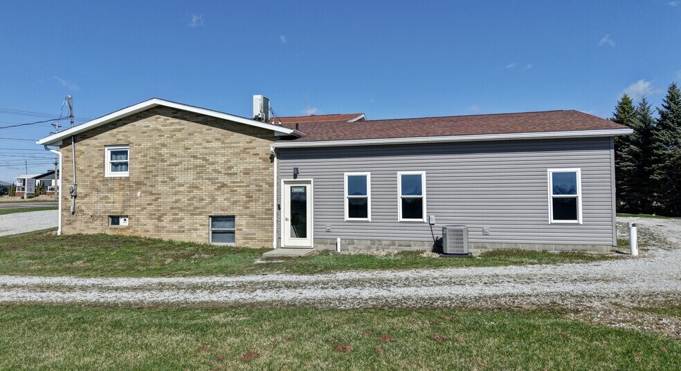 More Photos Of 7500 OH-515, Millersburg Flex For Lease