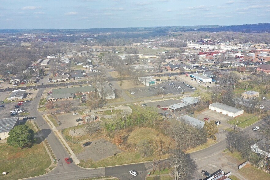 More Photos Of West 2nd Street, Russellville Land For Sale