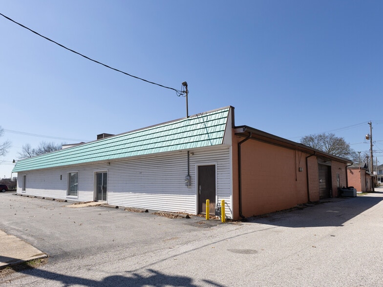 More Photos Of 401-405 Carlisle Ave, York Storefront Retail Residential For Sale