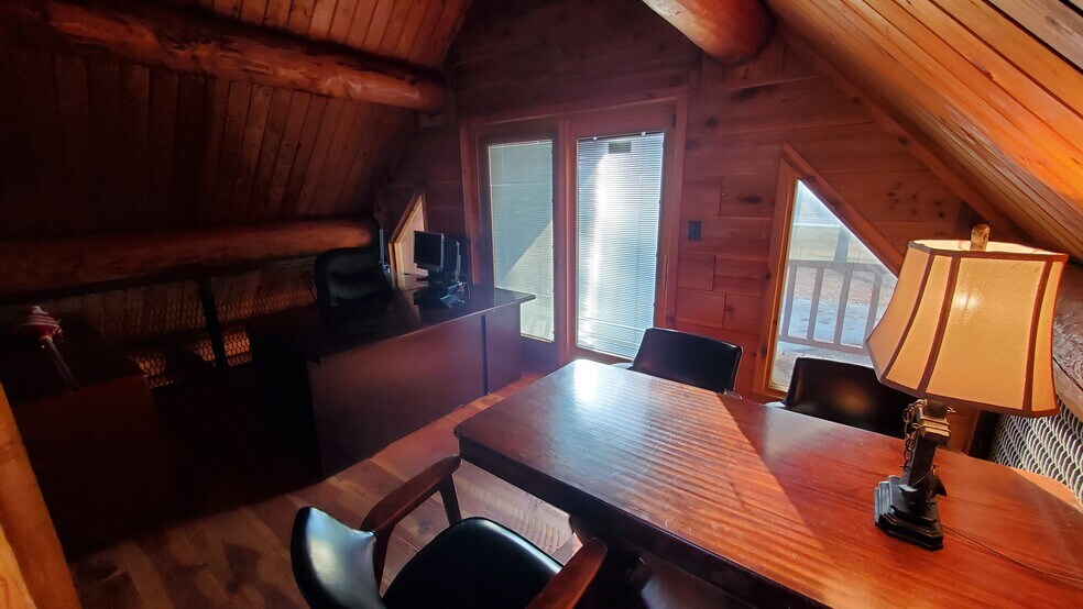 More Photos Of 4020 N Huetter Rd, Coeur d'Alene Flex For Lease