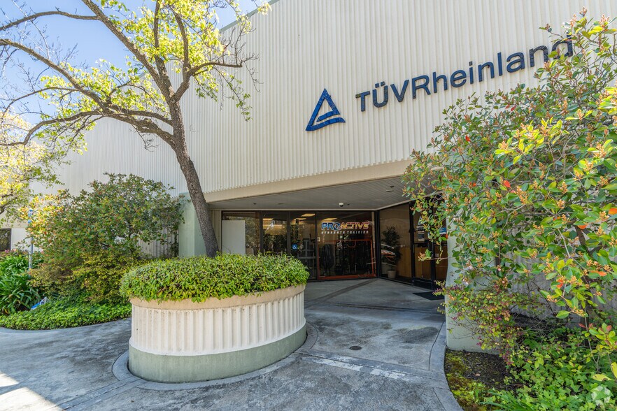 More Photos Of 1279 Quarry Ln, Pleasanton Light Manufacturing For Lease