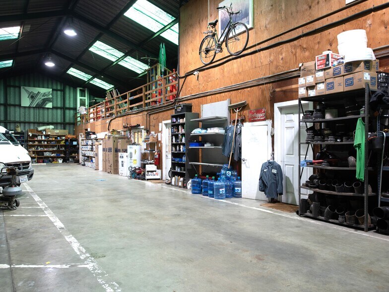 More Photos Of 1610 Evans Ave, San Francisco Warehouse For Sale