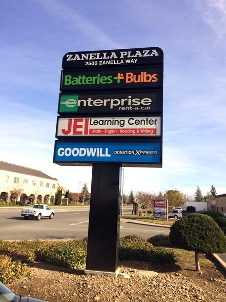 More Photos Of 2500 Zanella Way, Chico Storefront Retail Office For Lease
