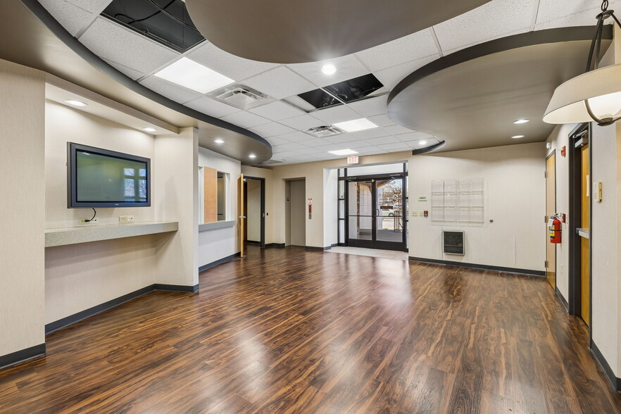 More Photos Of 1718 Charlotte Ave, Nashville Medical For Lease