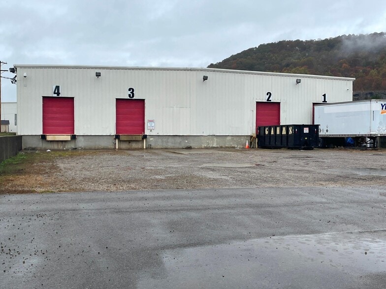 More Photos Of 708 Fairground Rd, Lucasville Land For Sale