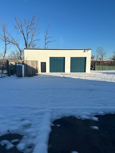 More Photos Of 7200 Colerain Ave, Cincinnati Industrial For Sale