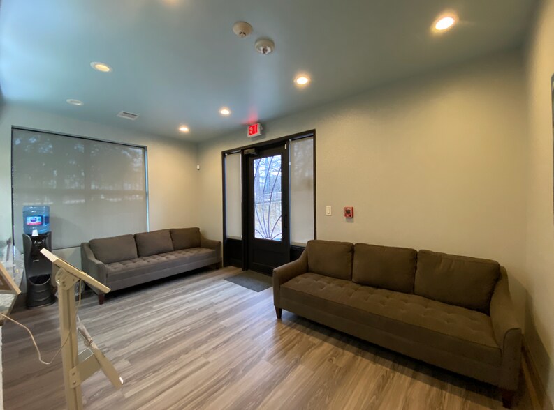 More Photos Of 788 S Watters Rd, Allen Medical For Sale