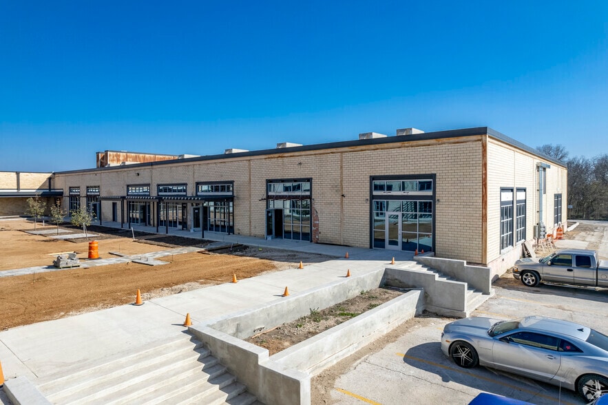 More Photos Of 215 Coca Cola Pl, San Antonio Apartments For Lease