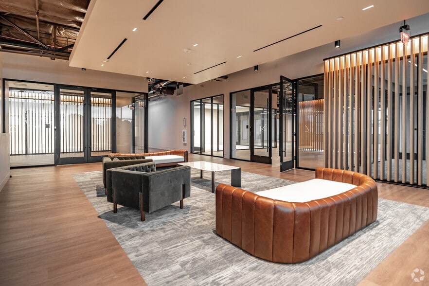 More Photos Of 200 E Baker St, Costa Mesa Loft Creative Space For Sale