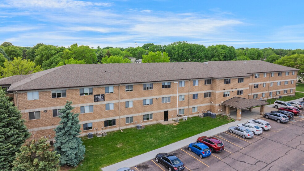 More Photos Of 3511 S Gateway Blvd, Sioux Falls Apartments For Sale