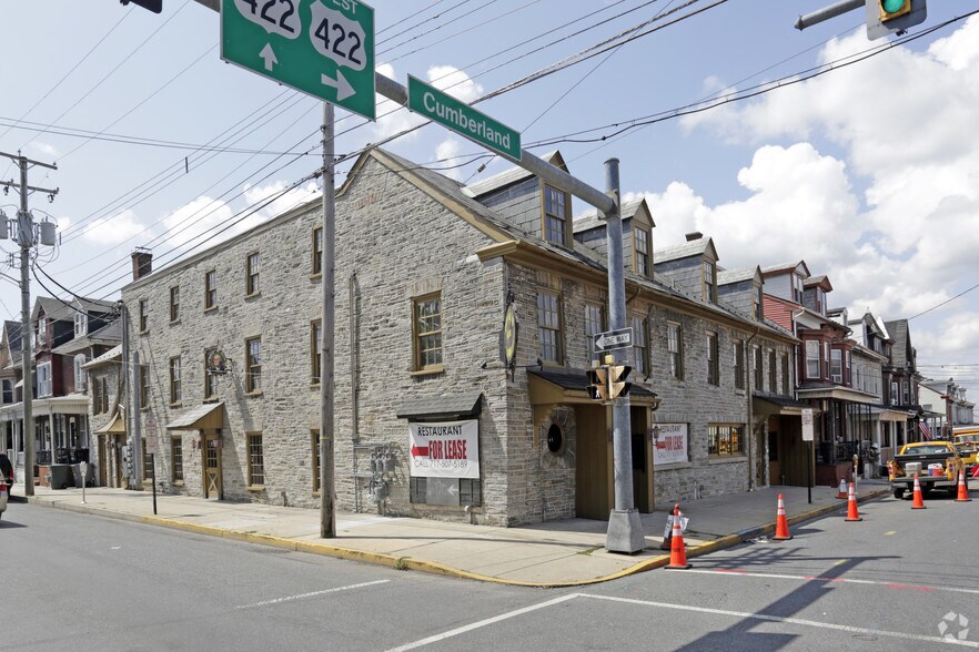 More Photos Of 1000 Cumberland St, Lebanon Restaurant For Lease
