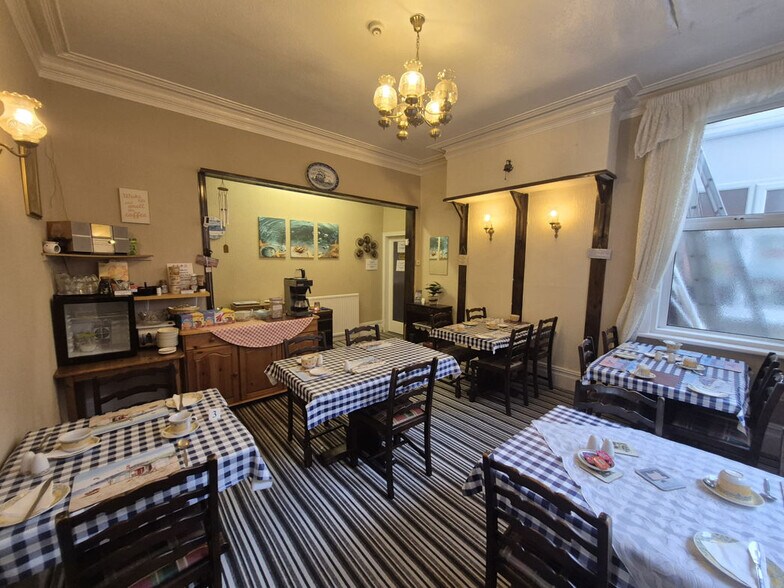 More Photos Of 41 Derbe Rd, Lytham St Annes Hospitality For Sale