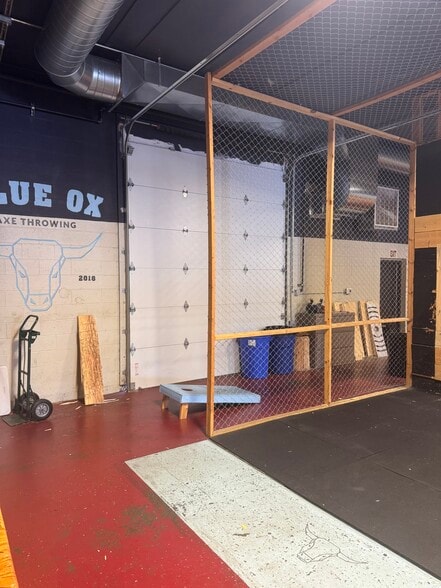 More Photos Of 21 N Plains Industrial Rd, Wallingford Manufacturing For Lease