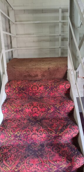 More Photos Of 105 Wood Ave, Bridgeport Light Manufacturing For Sale