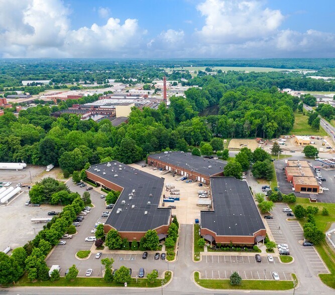 More Photos Of 11905 Bowman Dr, Fredericksburg Showroom For Sale