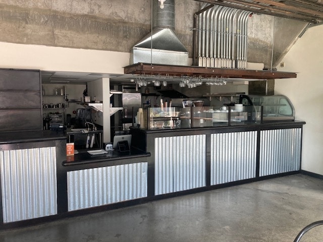 More Photos Of 175 S Ventura Ave, Ventura Apartments For Lease