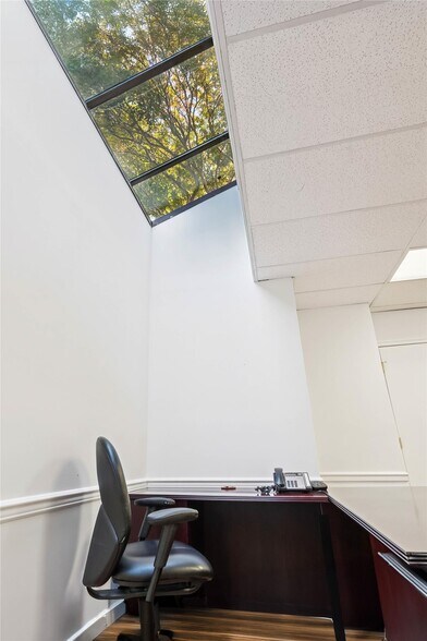 More Photos Of 9025 Shady Grove Ct, Gaithersburg Medical For Sale