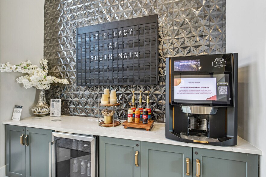 More Photos Of 2652 S Main St, Kennesaw Coworking Space