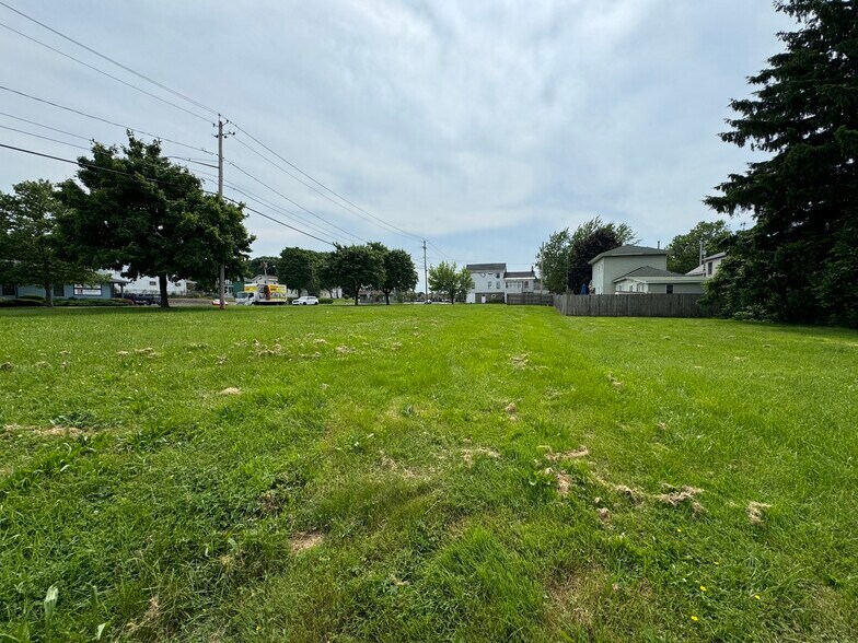 More Photos Of 75-83 W Utica St, Oswego Land For Sale