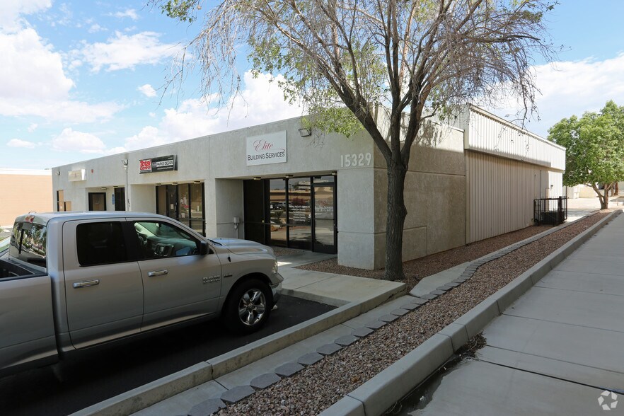 More Photos Of 15329 Bonanza Rd, Victorville Showroom For Lease