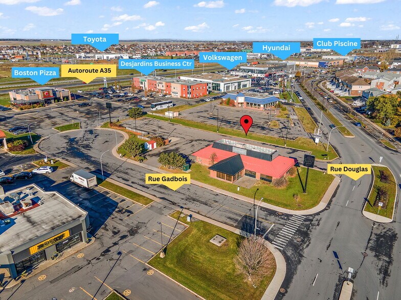 More Photos Of 920 Rue Douglas, St-Jean Freestanding For Sale