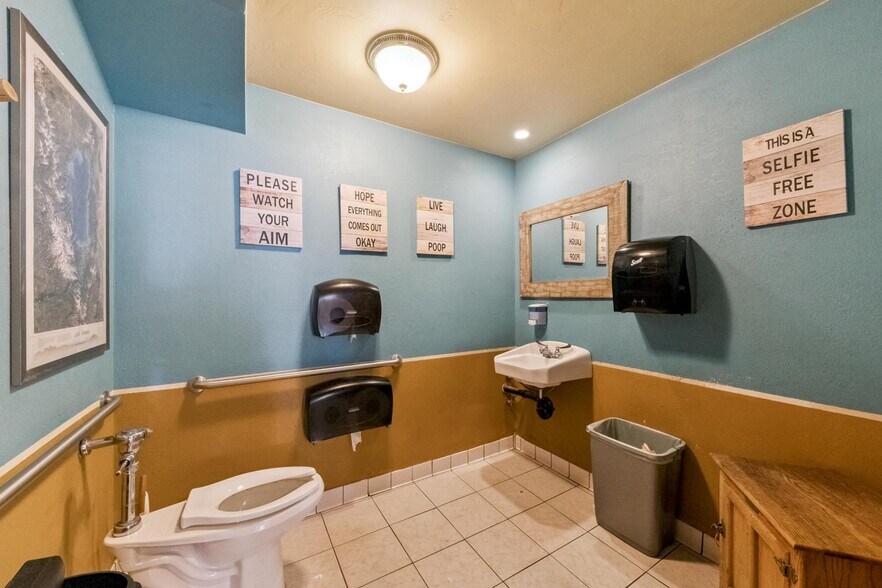 More Photos Of 17481 Highway 50, Twin Bridges General Retail For Sale