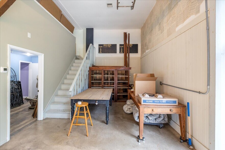 More Photos Of 80 Gravel Pike, Red Hill Office For Lease