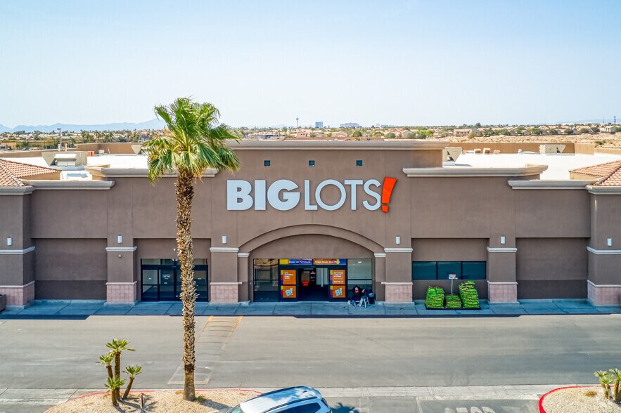 More Photos Of 1515-1711 W Craig Rd, North Las Vegas Unknown For Lease