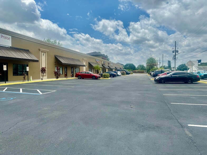More Photos Of 639 N Pine Hills Rd, Orlando Freestanding For Sale