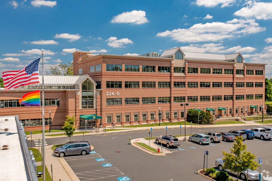 More Photos Of 224D Cornwall St NW, Leesburg Medical For Lease