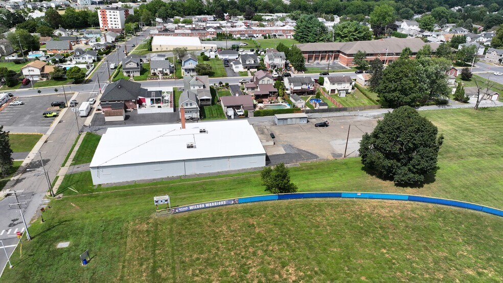 More Photos Of 1350 Balata St, Easton Warehouse For Sale