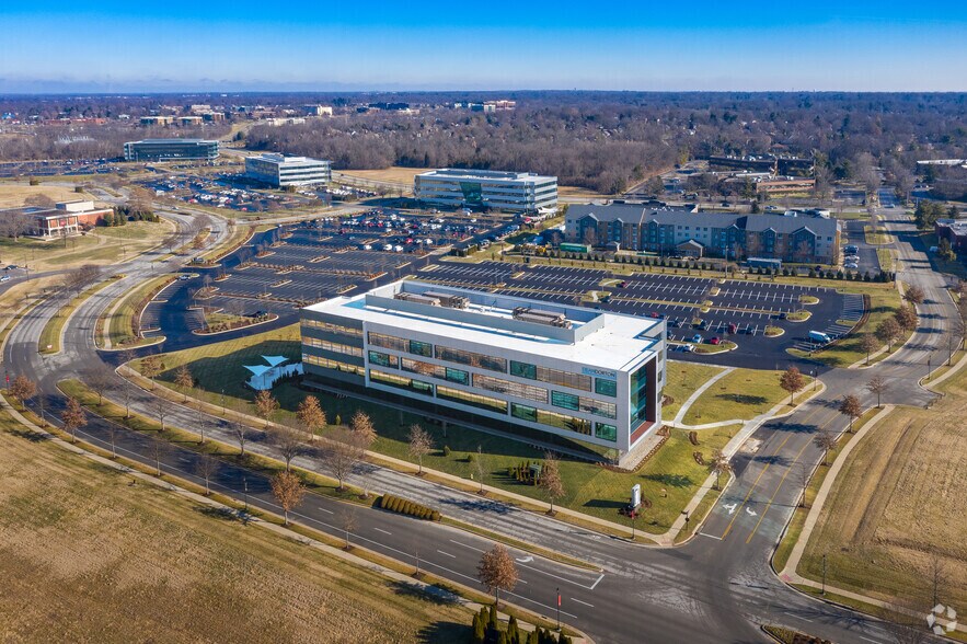 More Photos Of 435 N Whittington Pkwy, Louisville Office For Lease