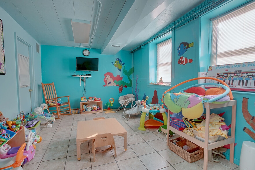 More Photos Of 1321-1323 S Austin Blvd, Cicero Religious Facility For Sale