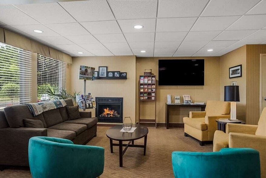 More Photos Of 1435 Doron Dr, Chambersburg Hotel For Sale