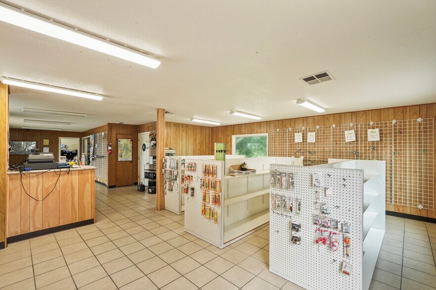 More Photos Of 1400 Old Levee rd, Walnut Grove Land For Sale