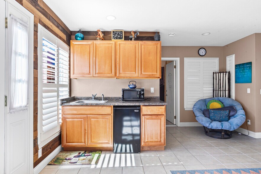 More Photos Of 768 El Morro Ave, San Luis Obispo Specialty For Sale