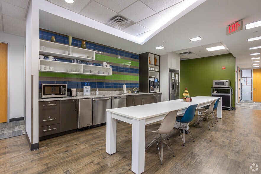 More Photos Of 4449 Easton Way, Columbus Coworking Space