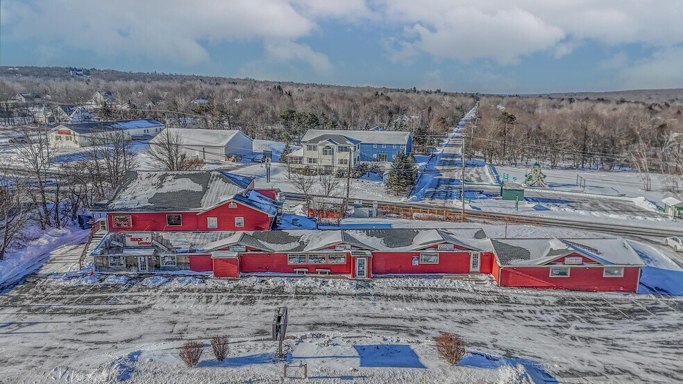 More Photos Of 3827 PA-115, Blakeslee Restaurant For Sale