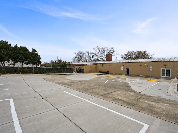 Primary Photo Of 312 N Center St, Goldsboro Freestanding For Lease