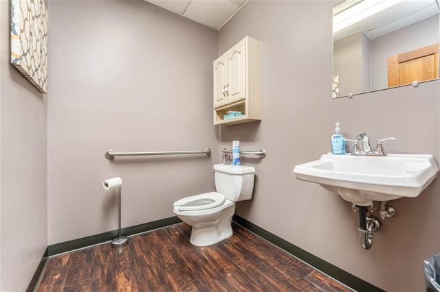 More Photos Of 4718 National Rd E, Richmond Office For Lease