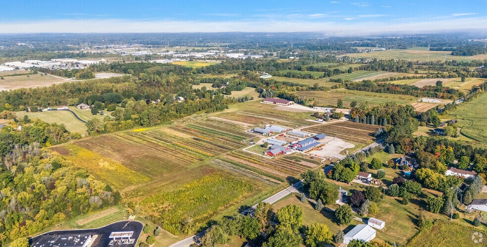 More Photos Of 69475 Romeo Plank Rd, Armada General Retail For Sale