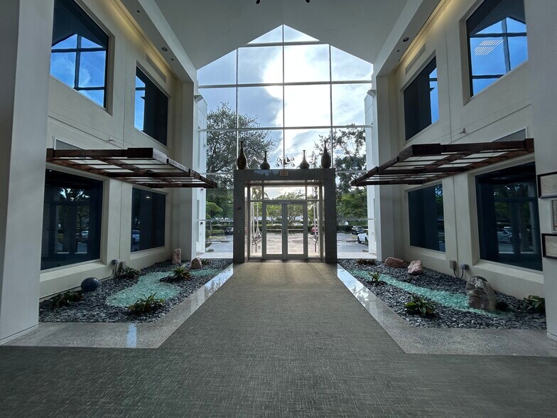 More Photos Of 6400 N Congress Ave, Boca Raton Unknown For Lease