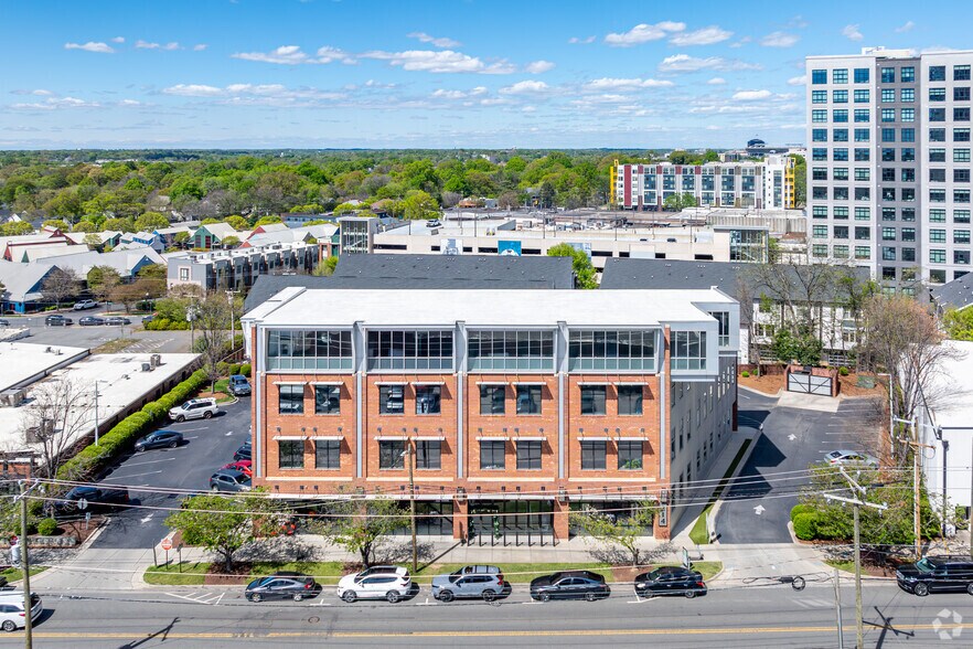 More Photos Of 214 W Tremont Ave, Charlotte Office For Lease