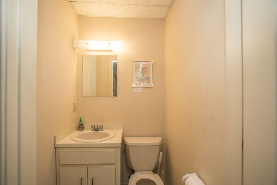 More Photos Of 130 Liberty St, Brockton Office For Lease